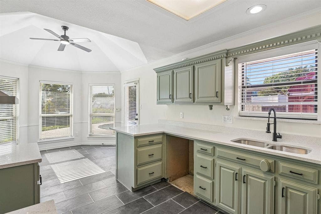 4913 Van Ness Street, Garland, TX 75043 4913 Van Ness Street, Garland, TX 75043