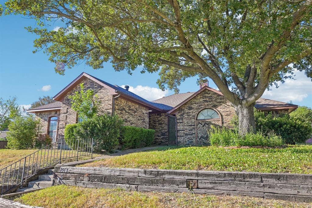 4913 Van Ness Street, Garland, TX 75043 4913 Van Ness Street, Garland, TX 75043