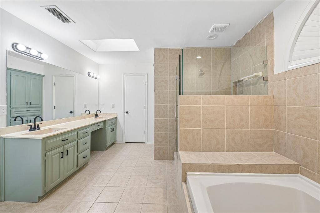 4913 Van Ness Street, Garland, TX 75043 4913 Van Ness Street, Garland, TX 75043