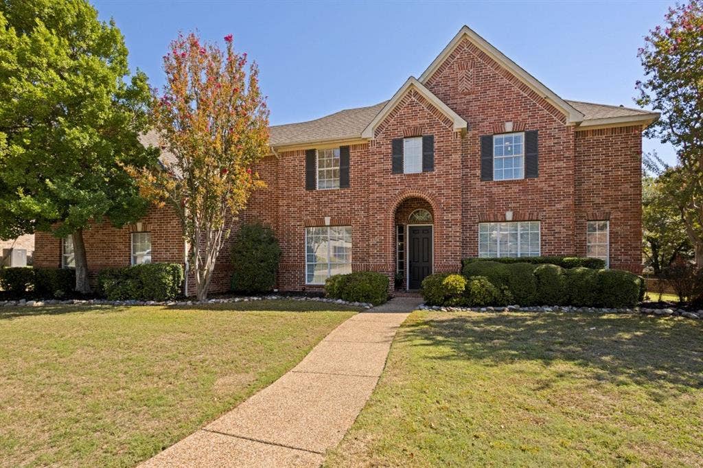 STUNNING CORNER LOT!