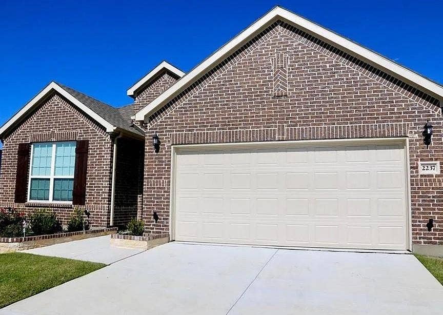 Property photo for 2237 Candler Club Way, Little Elm, TX