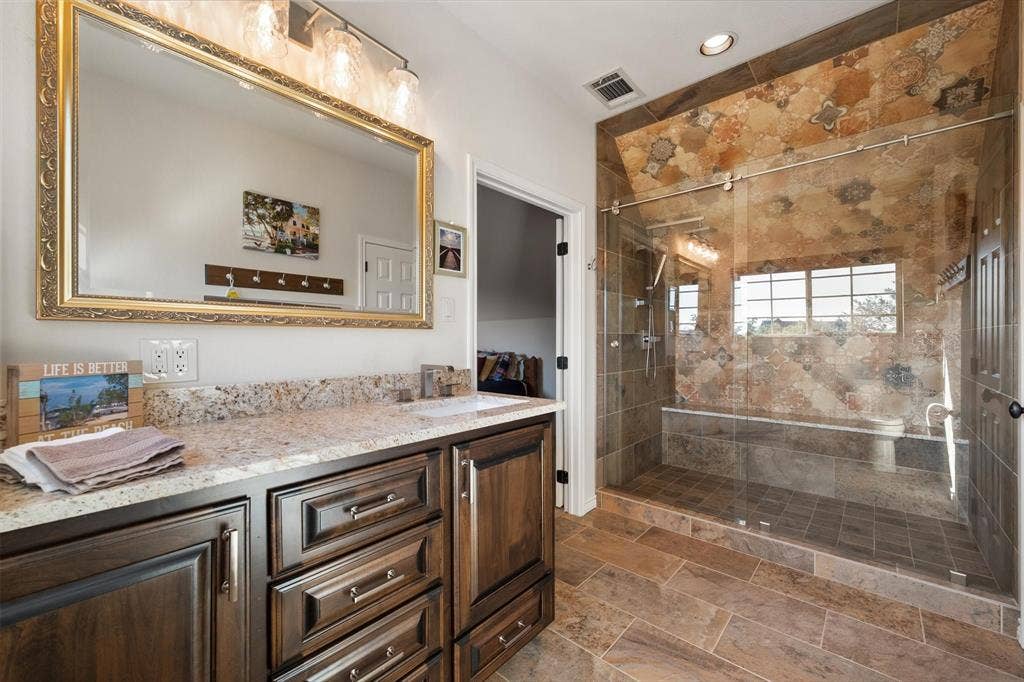 470 White Rock Road, Corsicana, TX 75109