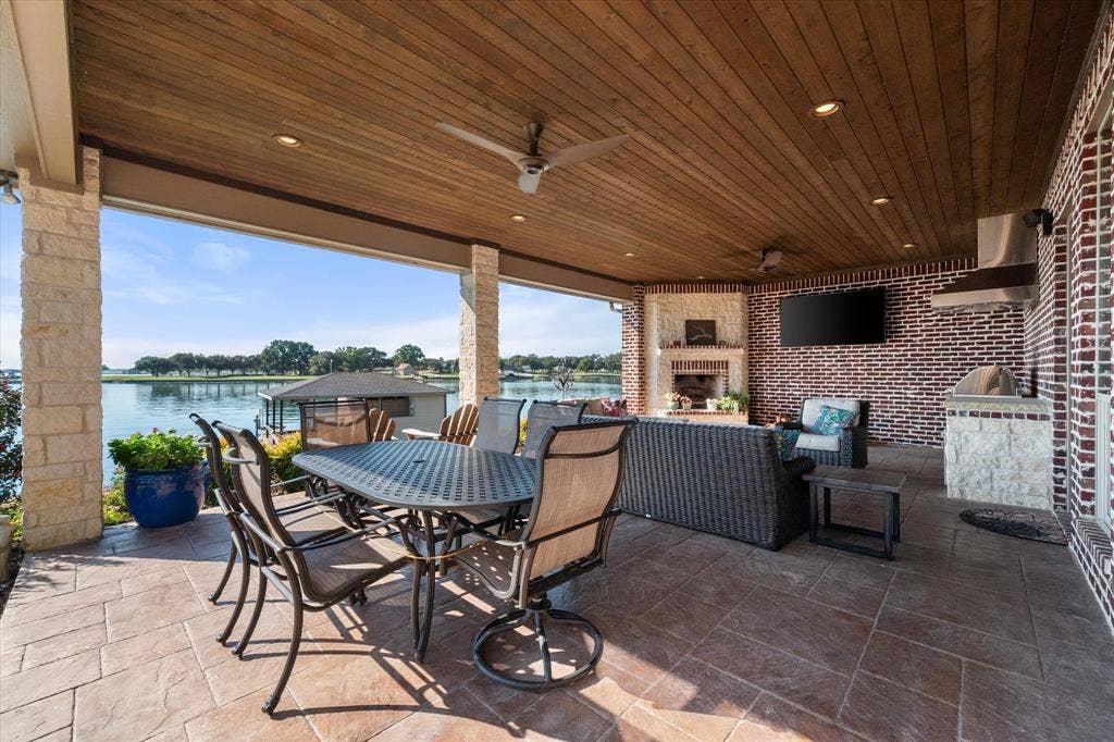 470 White Rock Road, Corsicana, TX 75109