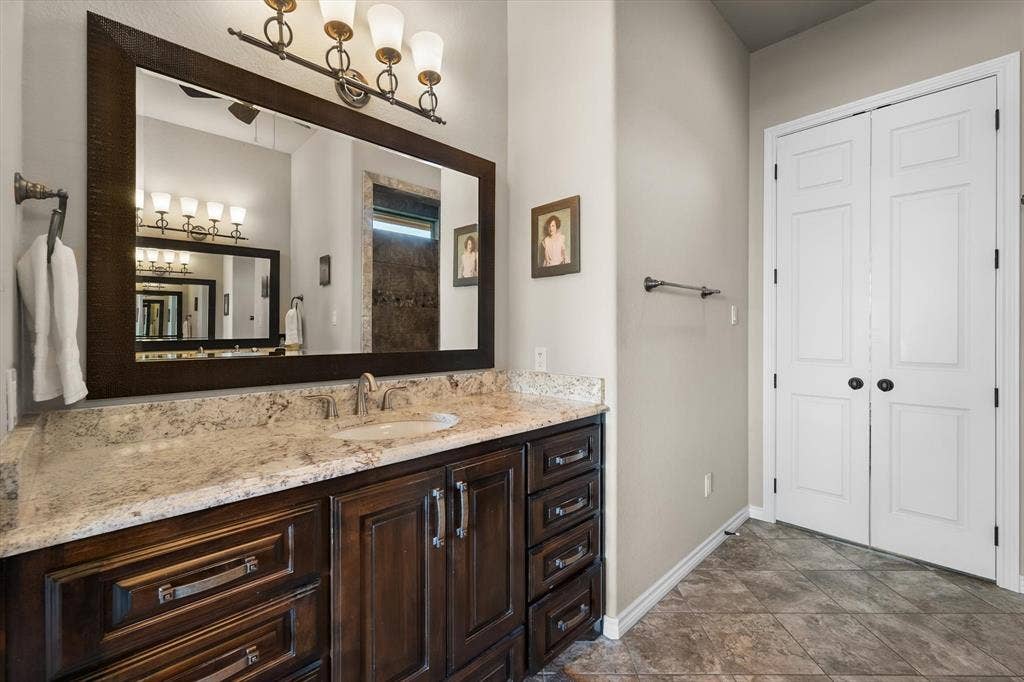 470 White Rock Road, Corsicana, TX 75109