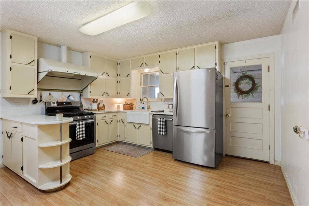 2501 N 32nd Street, Waco, TX 76708