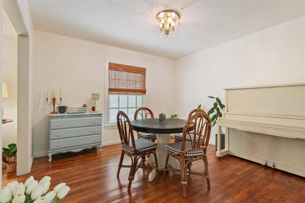 2501 N 32nd Street, Waco, TX 76708