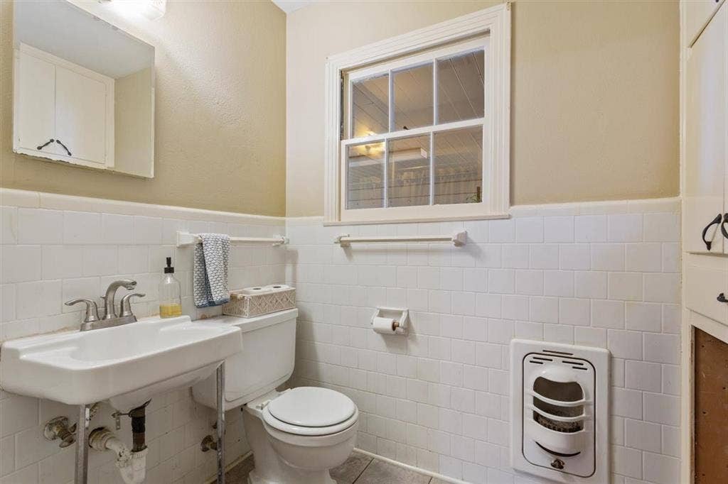 2501 N 32nd Street, Waco, TX 76708