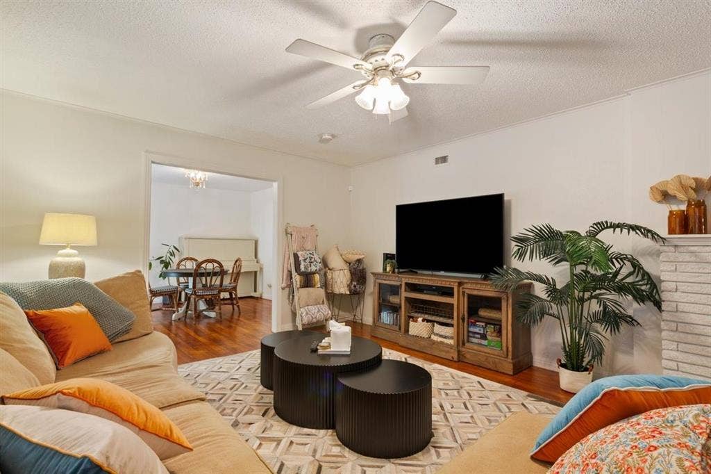 2501 N 32nd Street, Waco, TX 76708