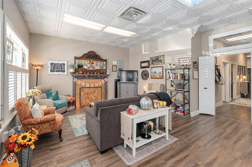 133 S Buffalo Street, Canton, TX 75103