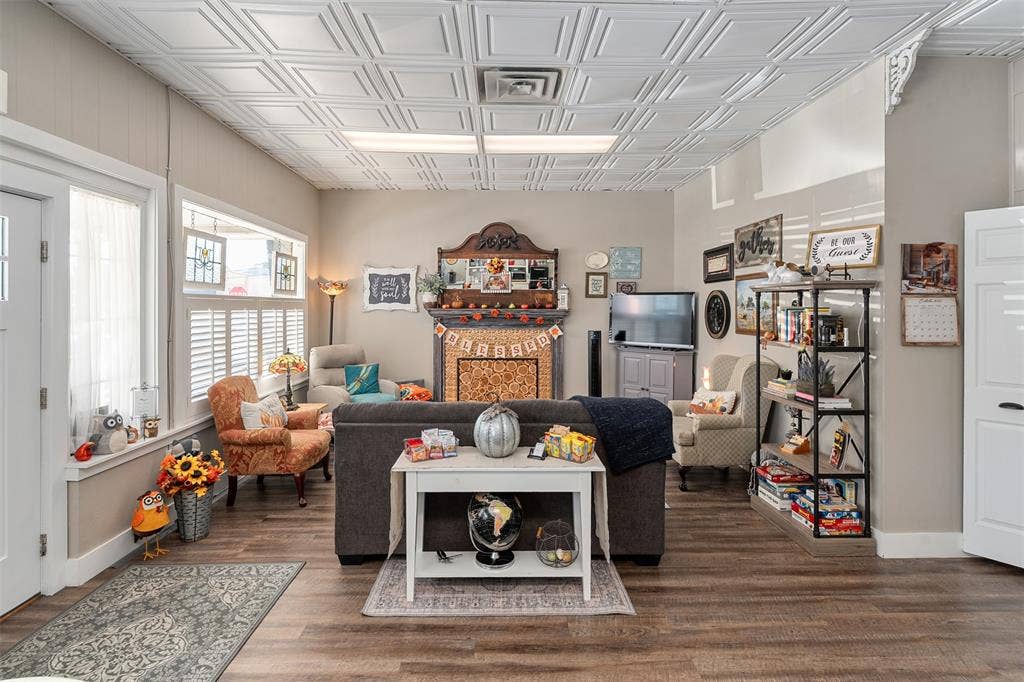 133 S Buffalo Street, Canton, TX 75103