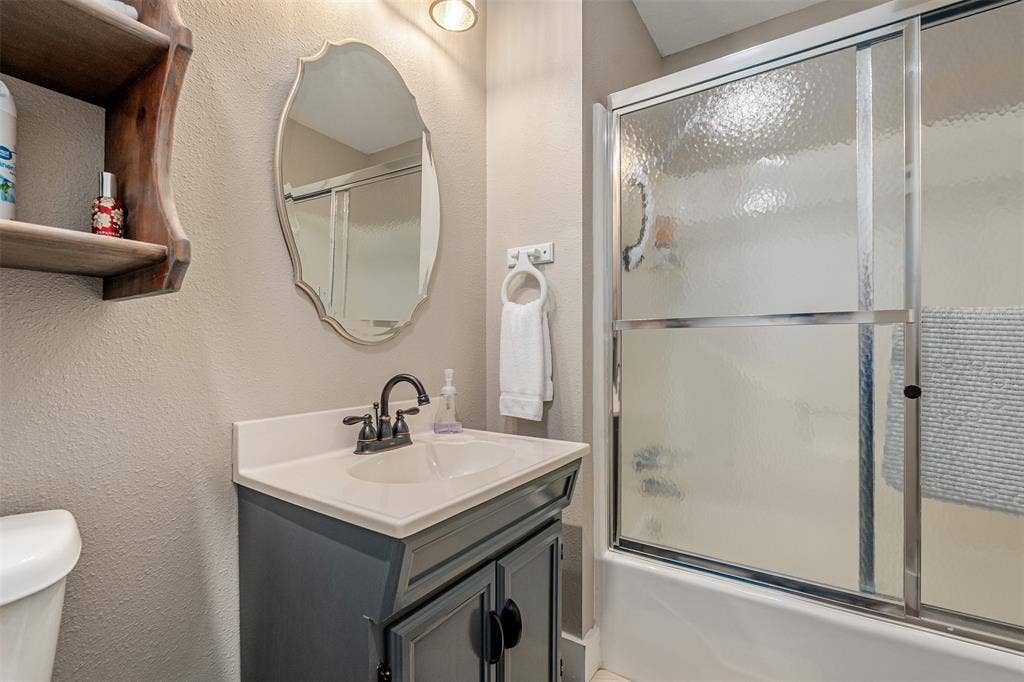133 S Buffalo Street, Canton, TX 75103