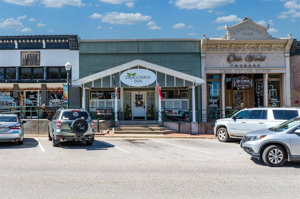 133 S Buffalo Street, Canton, TX 75103