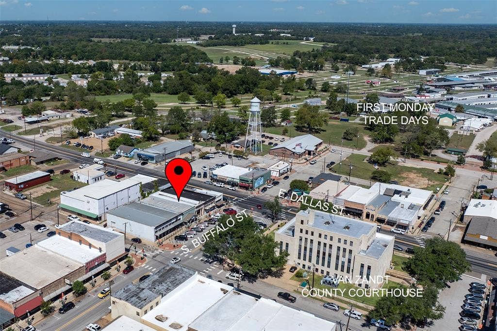 133 S Buffalo Street, Canton, TX 75103