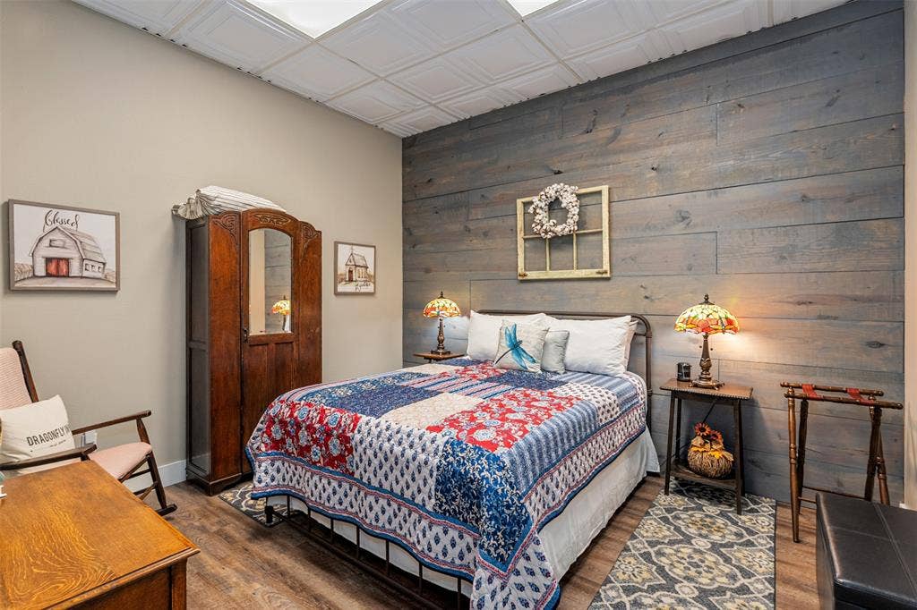 133 S Buffalo Street, Canton, TX 75103