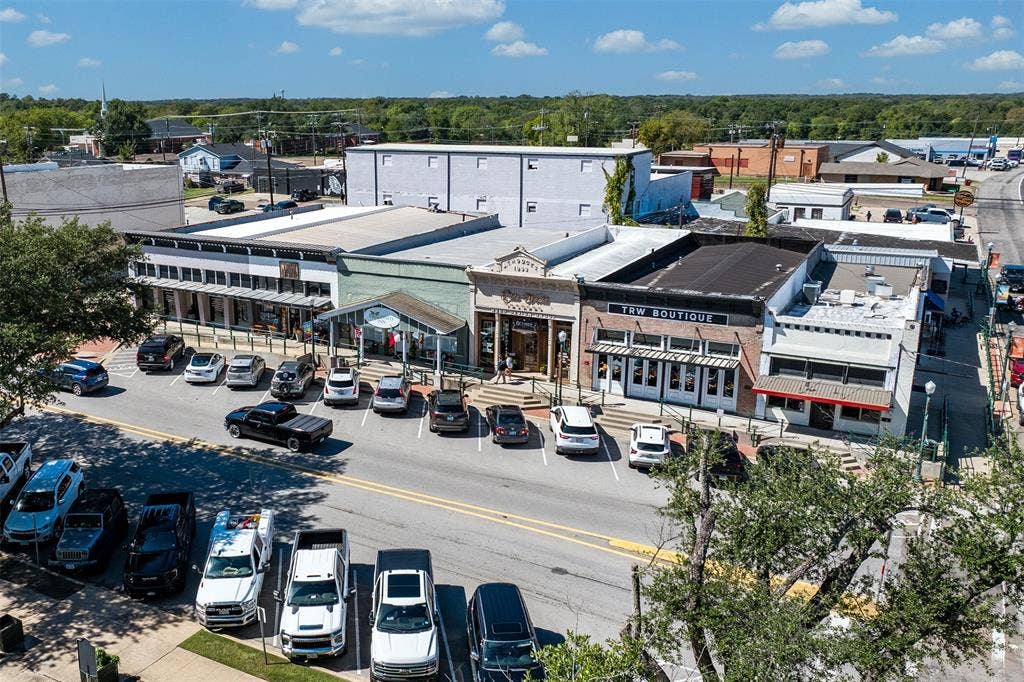 133 S Buffalo Street, Canton, TX 75103