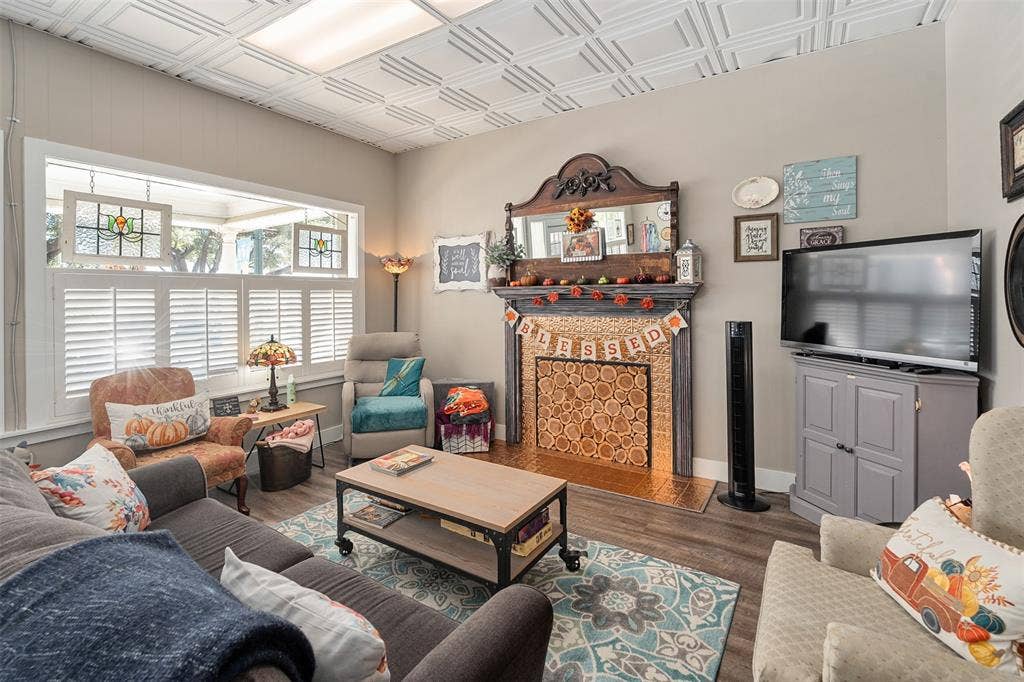 133 S Buffalo Street, Canton, TX 75103