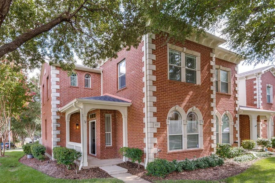 Property photo for 270 Legends Drive, Lewisville, TX