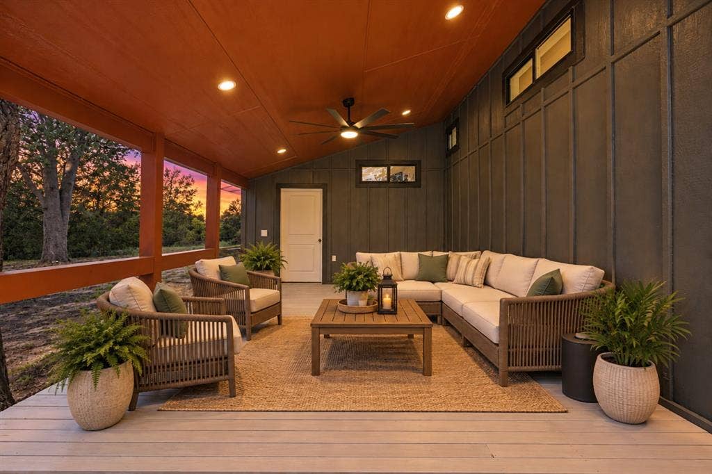 8095 County Road 3415, Lone Oak, TX 75453 8095 County Road 3415, Lone Oak, TX 75453