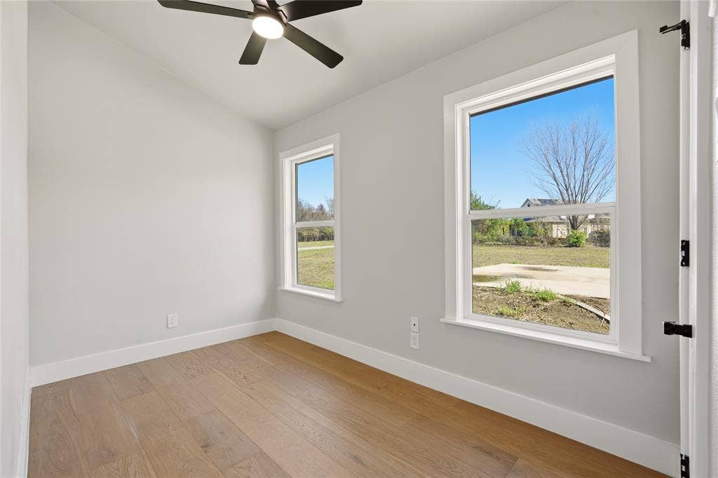 8095 County Road 3415, Lone Oak, TX 75453 8095 County Road 3415, Lone Oak, TX 75453