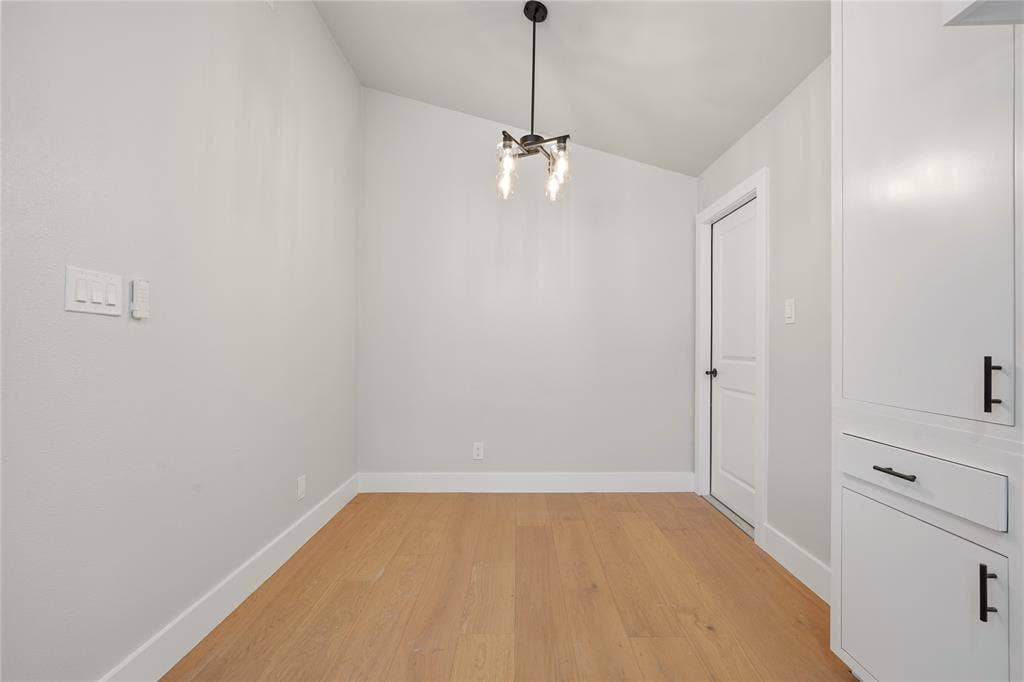 8095 County Road 3415, Lone Oak, TX 75453 8095 County Road 3415, Lone Oak, TX 75453