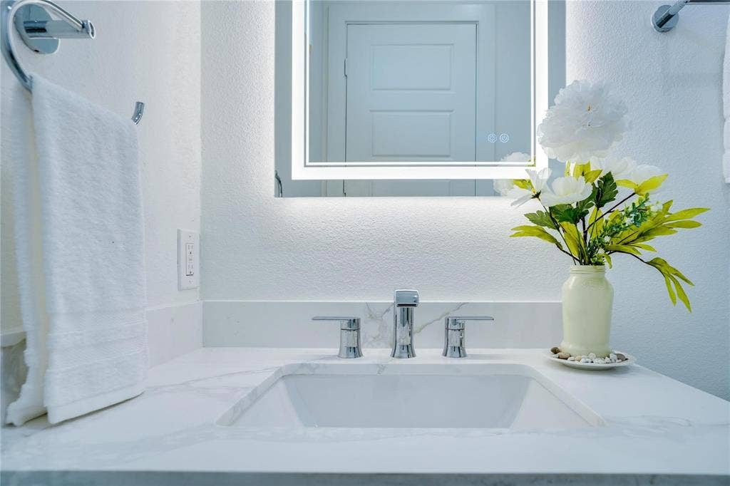 1612 Bennett Avenue, #105, Dallas, TX 75206 1612 Bennett Avenue, #105, Dallas, TX 75206