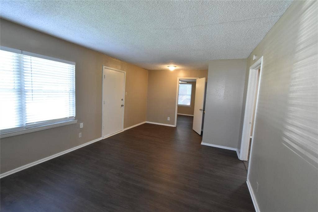 1212 Belvedere Drive, Arlington, TX 76010