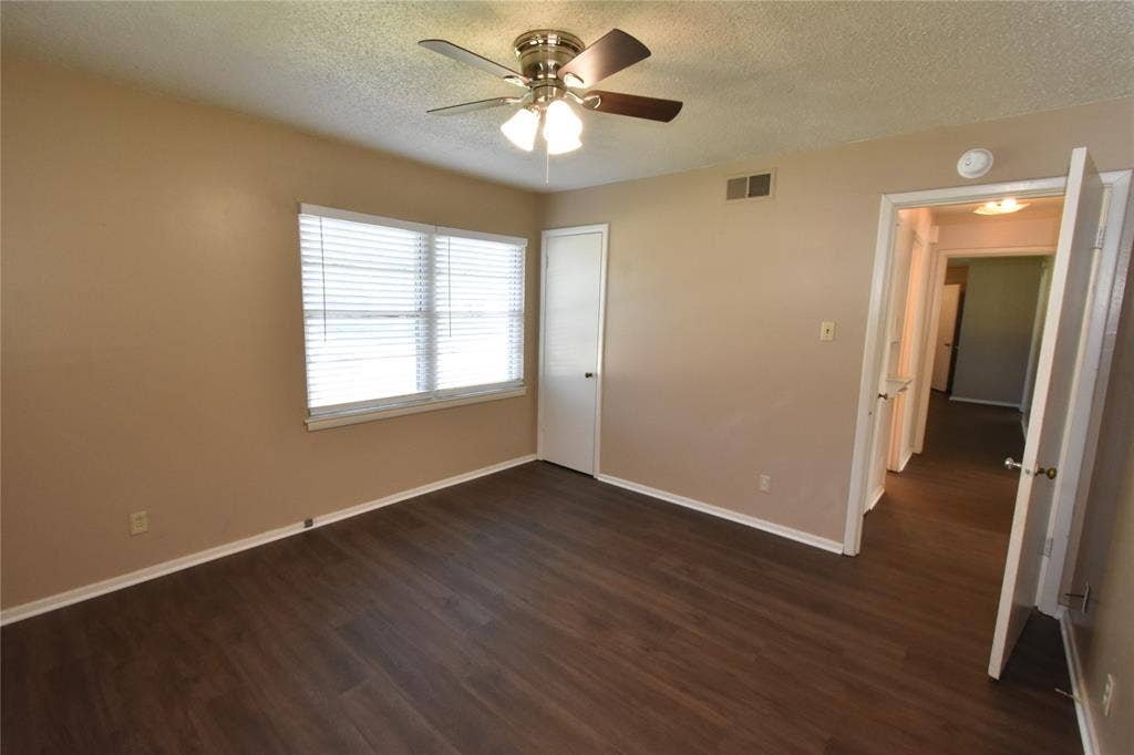 1212 Belvedere Drive, Arlington, TX 76010