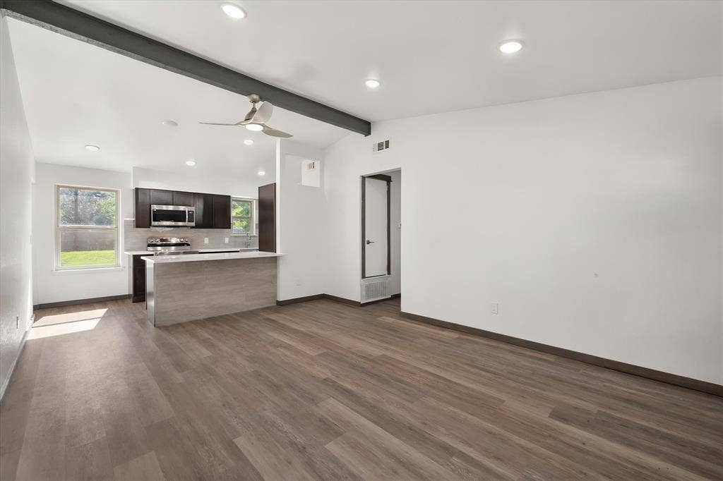 5701 Guildwood Drive, Arlington, TX 76017