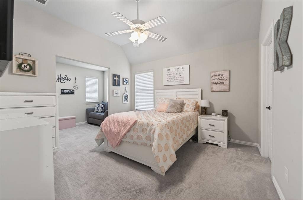 816 Lazy Brooke Drive, Rockwall, TX 75087 Upstairs bedroom with en-suite bathroom