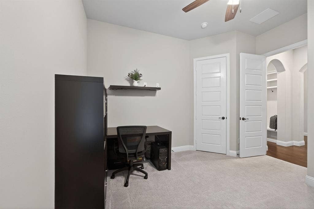 816 Lazy Brooke Drive, Rockwall, TX 75087 Downstairs bedroom