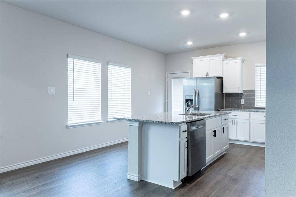 1305 Silent Peak Drive, Princeton, TX 75407 1305 Silent Peak Drive, Princeton, TX 75407