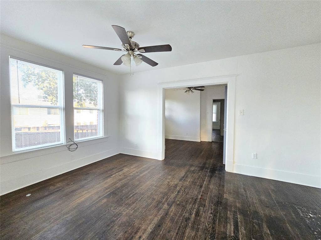 630 N Ewing Avenue, Dallas, TX 75203 630 N Ewing Avenue, Dallas, TX 75203