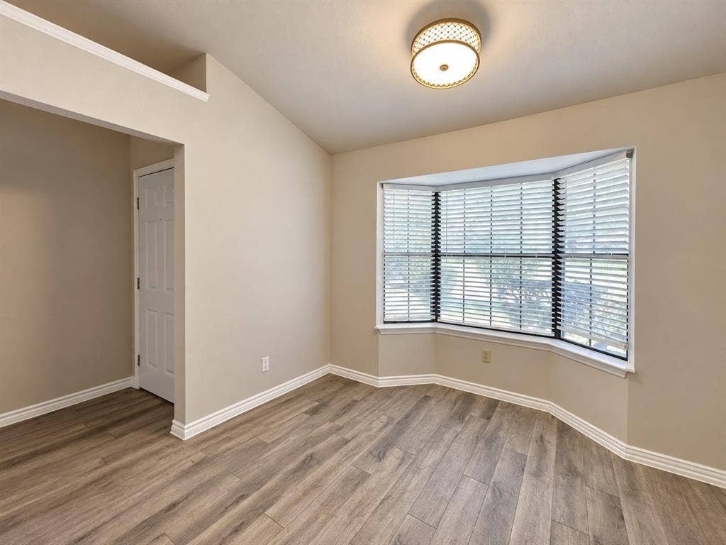 1038 Cedar Run Drive, Duncanville, TX 75137 1038 Cedar Run Drive, Duncanville, TX 75137