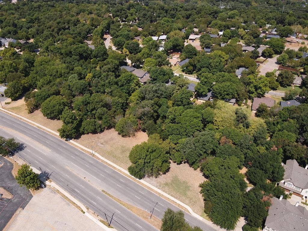 8605 Ferguson Road, Dallas, TX 75228 8605 Ferguson Road, Dallas, TX 75228