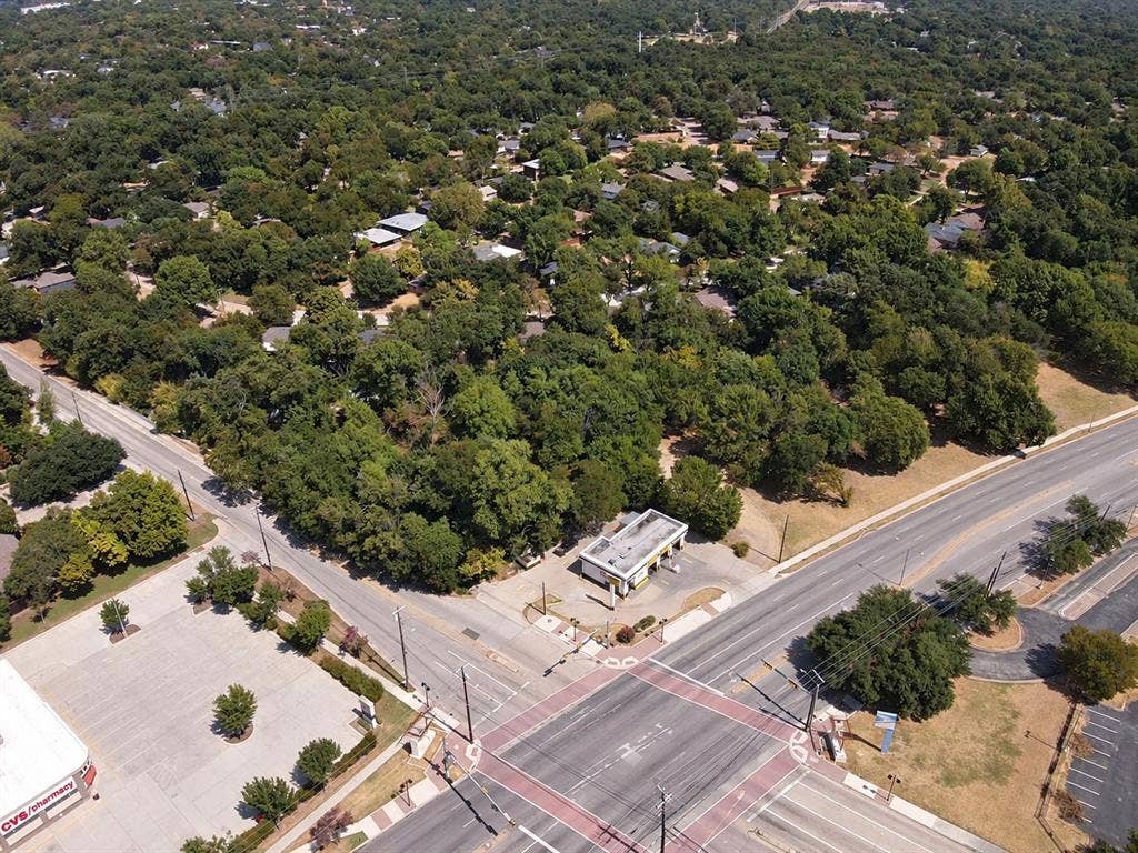 8605 Ferguson Road, Dallas, TX 75228 8605 Ferguson Road, Dallas, TX 75228
