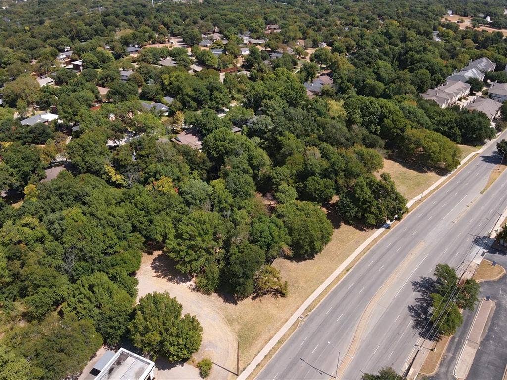 8605 Ferguson Road, Dallas, TX 75228 8605 Ferguson Road, Dallas, TX 75228