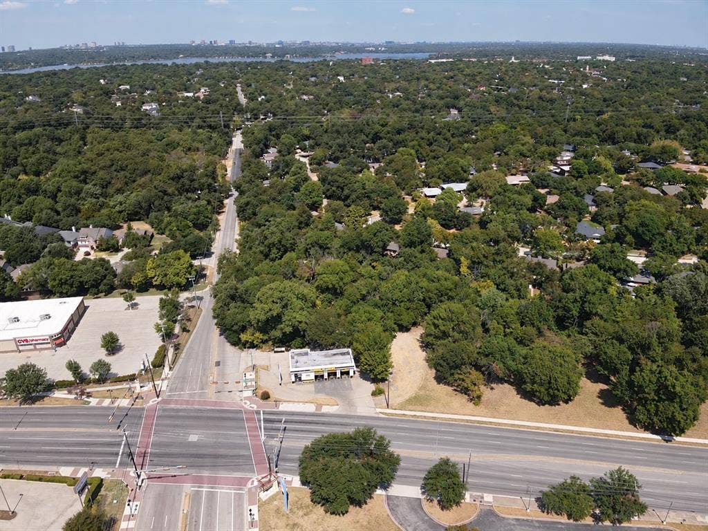 8605 Ferguson Road, Dallas, TX 75228 8605 Ferguson Road, Dallas, TX 75228