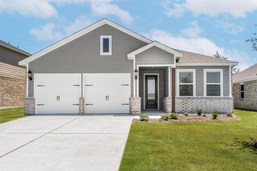 Property photo for 1021 Cedar Street, Hutchins, TX