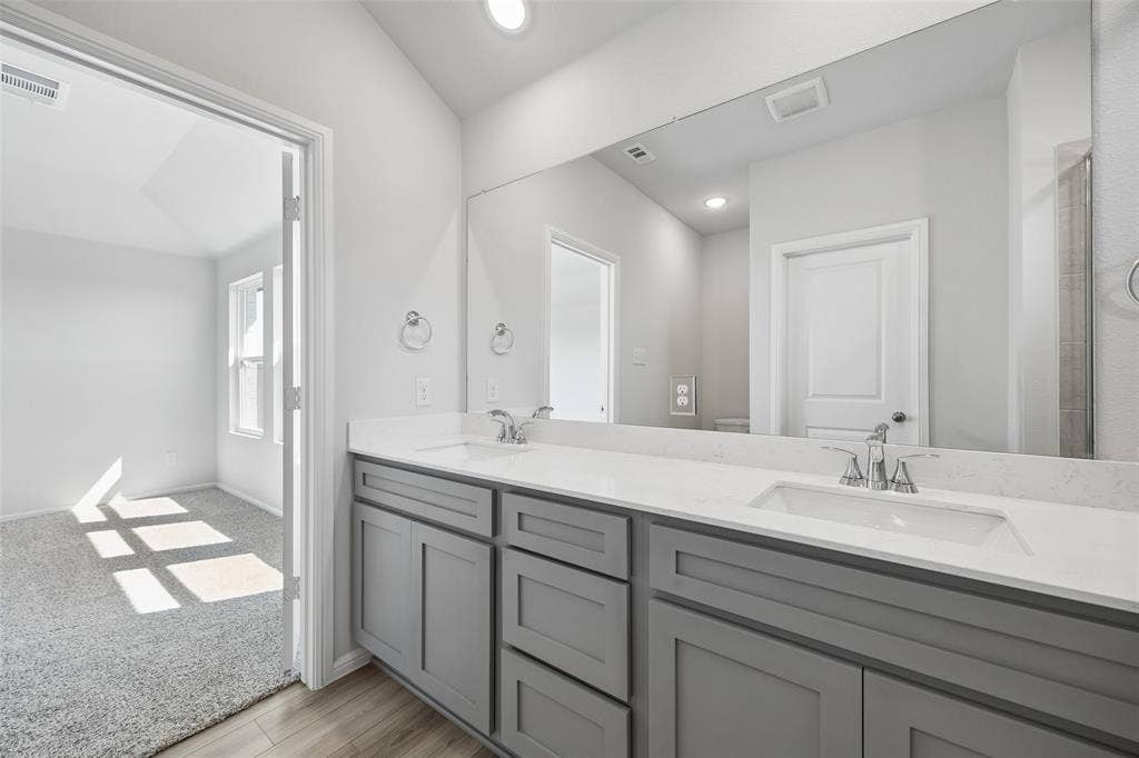 426 Lana Drive, Seagoville, TX 75159
