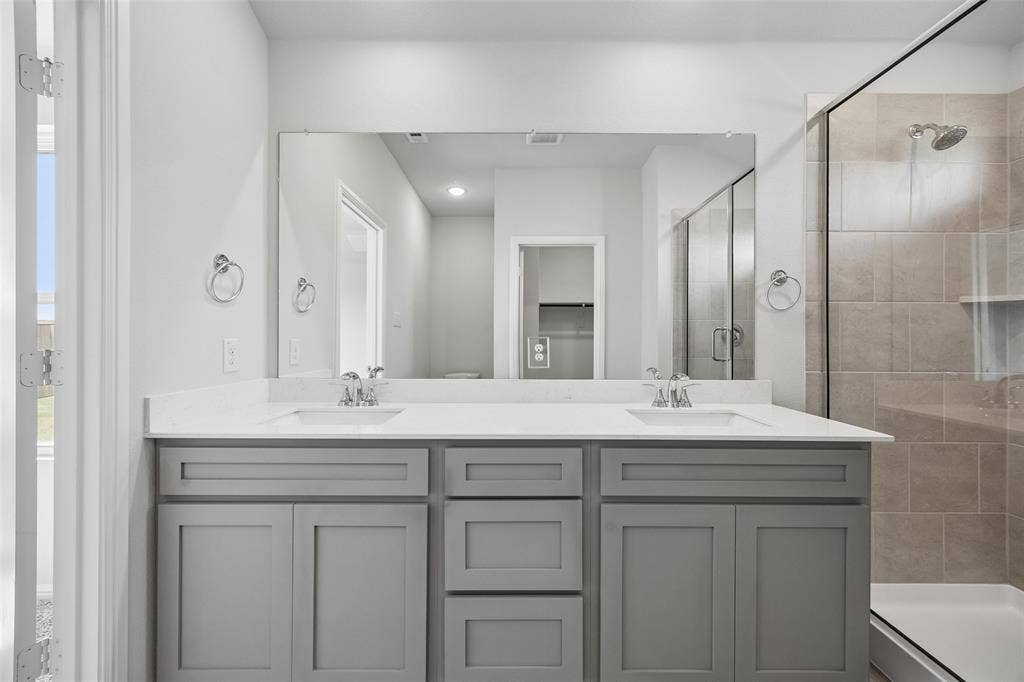 426 Lana Drive, Seagoville, TX 75159