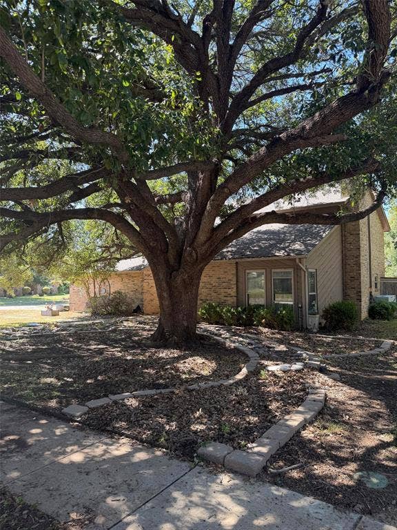 Property photo for 3626 Lake Pontchartrain Drive, Arlington, TX