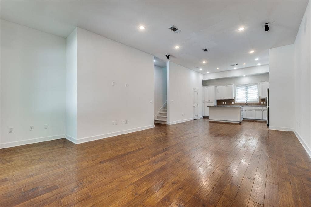 3210 Carlisle Street, #27, Dallas, TX 75204 3210 Carlisle Street, #27, Dallas, TX 75204