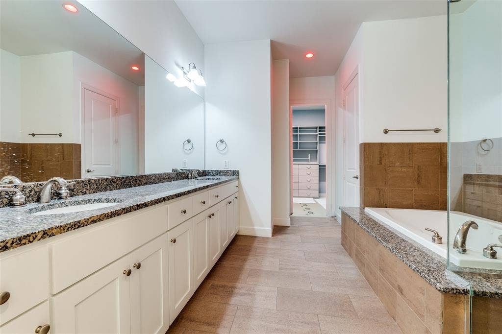 3210 Carlisle Street, #27, Dallas, TX 75204 3210 Carlisle Street, #27, Dallas, TX 75204