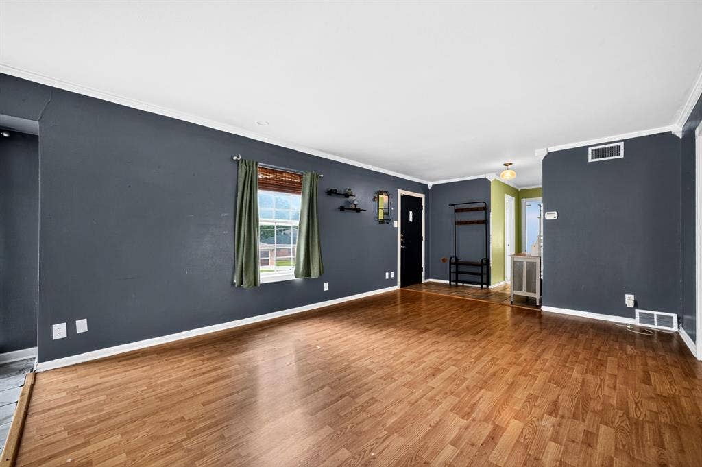 8150 Hunnicut Road, Dallas, TX 75228 8150 Hunnicut Road, Dallas, TX 75228