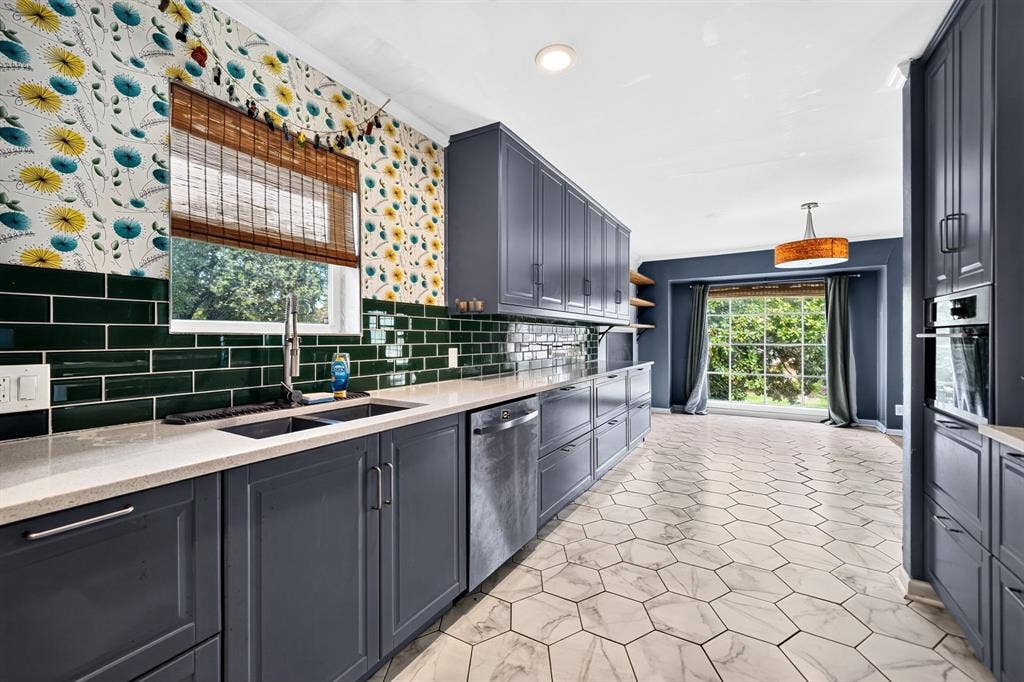 8150 Hunnicut Road, Dallas, TX 75228 8150 Hunnicut Road, Dallas, TX 75228