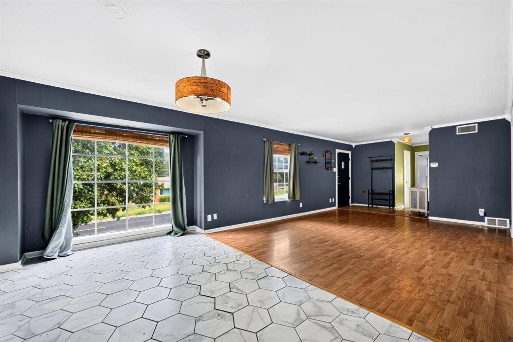 8150 Hunnicut Road, Dallas, TX 75228 8150 Hunnicut Road, Dallas, TX 75228