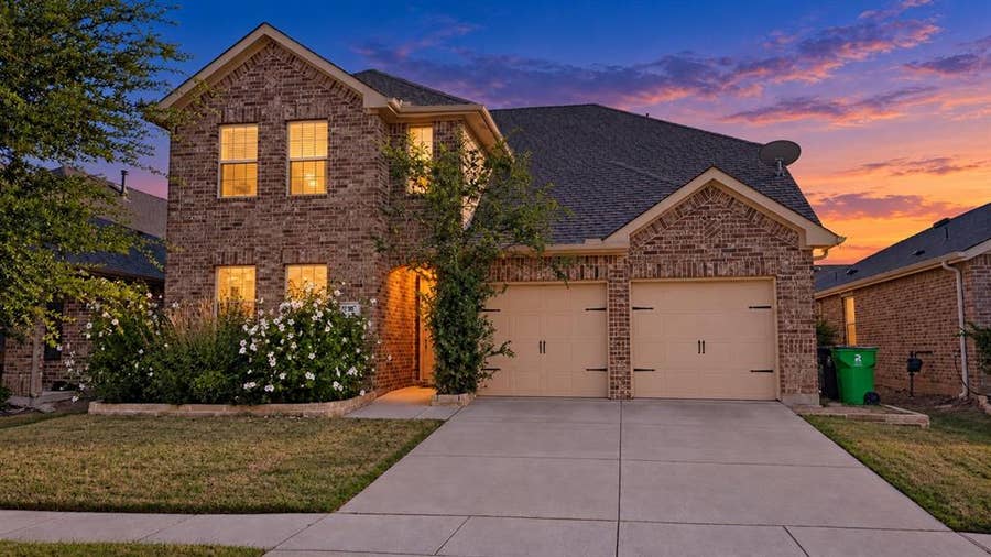 Property photo for 1900 Outpost Creek Lane, Aubrey, TX