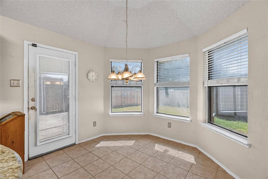 1001 Creek Valley Road, Mesquite, TX 75181 1001 Creek Valley Road, Mesquite, TX 75181