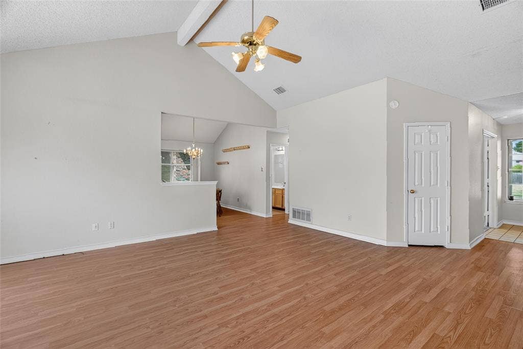 1001 Creek Valley Road, Mesquite, TX 75181 1001 Creek Valley Road, Mesquite, TX 75181