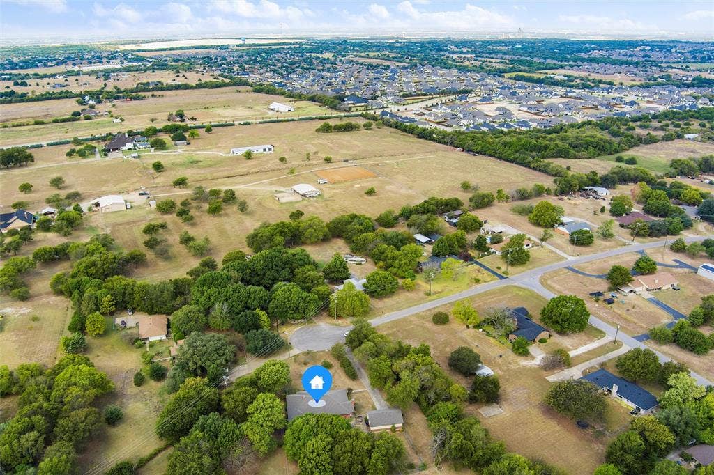 5030 Diamond Creek Drive, Midlothian, TX 76065 5030 Diamond Creek Drive, Midlothian, TX 76065